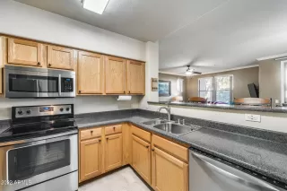 Photo #5: 6491455 Listing 