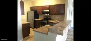 Photo #3: 6491659 Listing