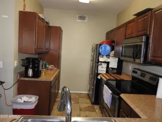 Photo #4: 6491659 Listing