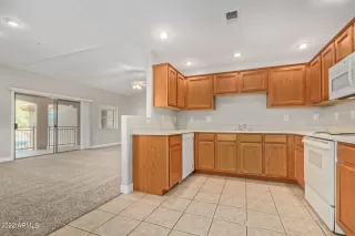 Photo #6: 6491694 Listing