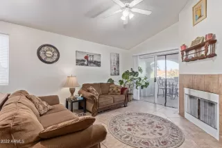 Photo #2: 6491849 Listing
