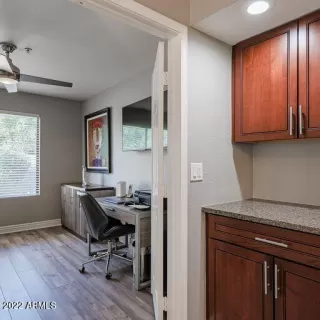 Photo #6: 6491993 Listing