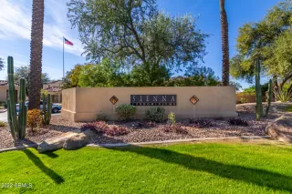 Photo #1: 6492640 Listing