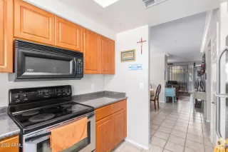 Photo #5: 6492640 Listing