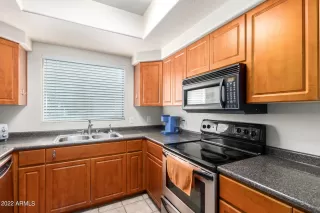 Photo #6: 6492640 Listing