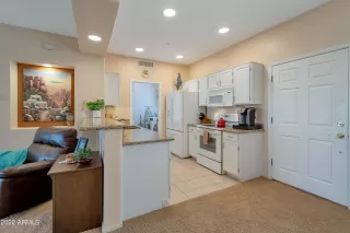 Photo #4: 6492766 Listing