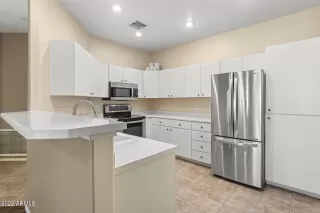 Photo #6: 6492821 Listing