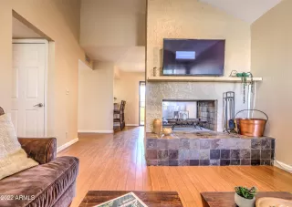 Photo #1: 6492896 Listing 