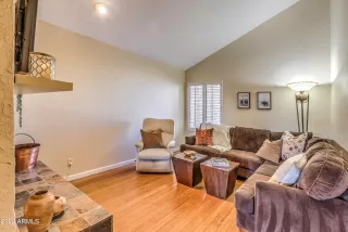 Photo #2: 6492896 Listing 