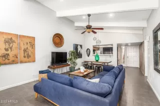 Photo #3: 6492902 Listing 