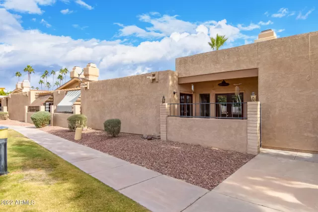 MLS: 6492903 Condo For Sale