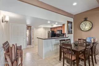 Photo #6: 6492903 Listing 