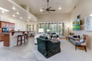 Photo #3: 6492944 Listing 