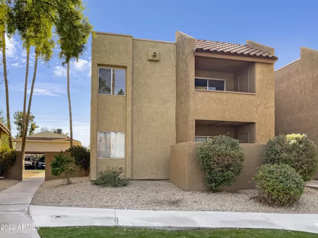 MLS: 6493029 Condo For Sale