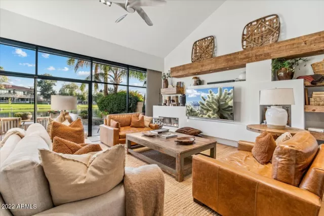 MLS: 6493061 Condo For Sale