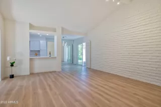 Photo #5: 6493165 Listing 