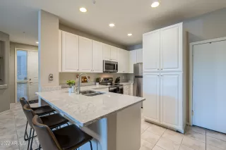 Photo #4: 6493217 Listing