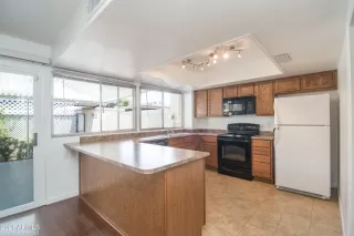 Photo #2: 6493243 Listing 