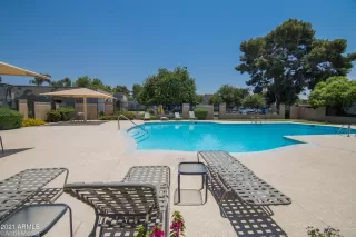 Photo #5: 6493243 Listing 