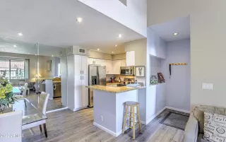 Photo #6: 6493294 Listing 