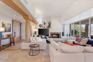 Photo #2: 6493380 Listing