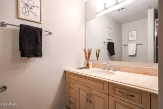 Photo #6: 6493538 Listing