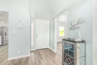 Photo #6: 6494276 Listing 