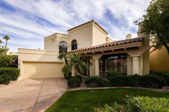 MLS: 6494578 Condo For Sale