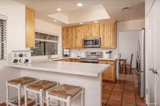 Photo #5: 6494711 Listing