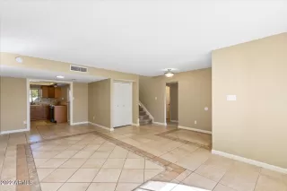 Photo #4: 6494970 Listing