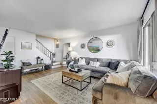 Photo #4: 6495033 Listing