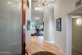 Photo #3: 6495109 Listing