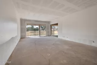 Photo #2: 6495119 Listing