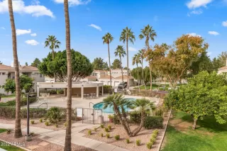 Photo #2: 6495194 Listing 