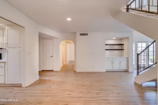 Photo #3: 6495290 Listing 