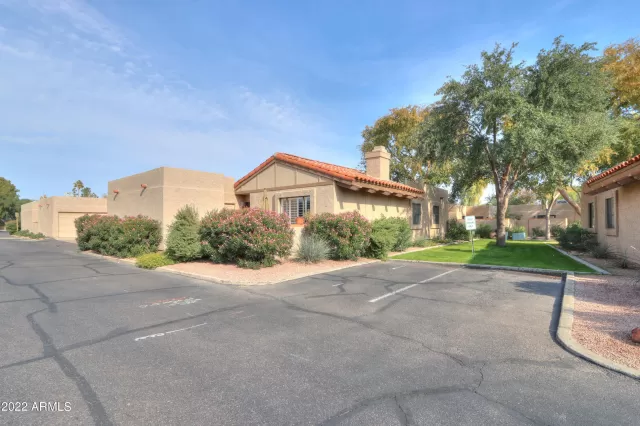 MLS: 6495889 Condo For Sale