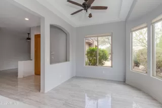 Photo #6: 6496011 Listing 