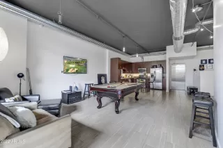 Photo #6: 6496325 Listing