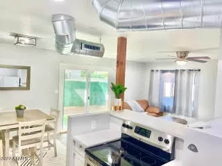 Photo #4: 6496353 Listing 