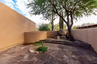 Photo #5: 6496375 Listing