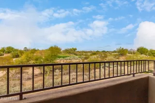 Photo #4: 6496460 Listing