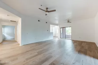 Photo #2: 6496575 Listing