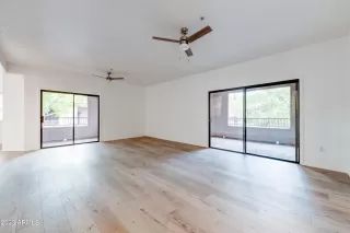 Photo #3: 6496575 Listing