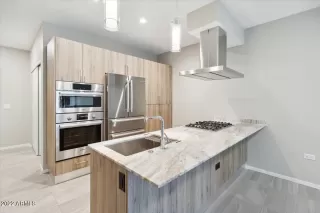 Photo #4: 6496598 Listing