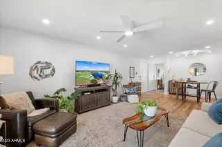 Photo #3: 6496792 Listing 