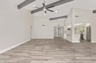 Photo #5: 6496853 Listing