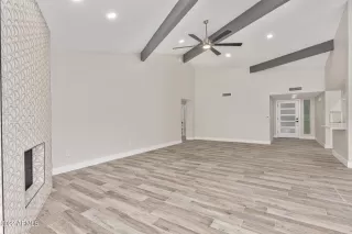 Photo #6: 6496853 Listing