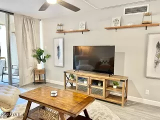 Photo #3: 6496964 Listing