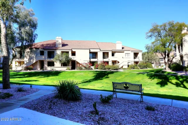 MLS: 6497008 Condo For Sale