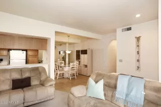 Photo #4: 6497008 Listing